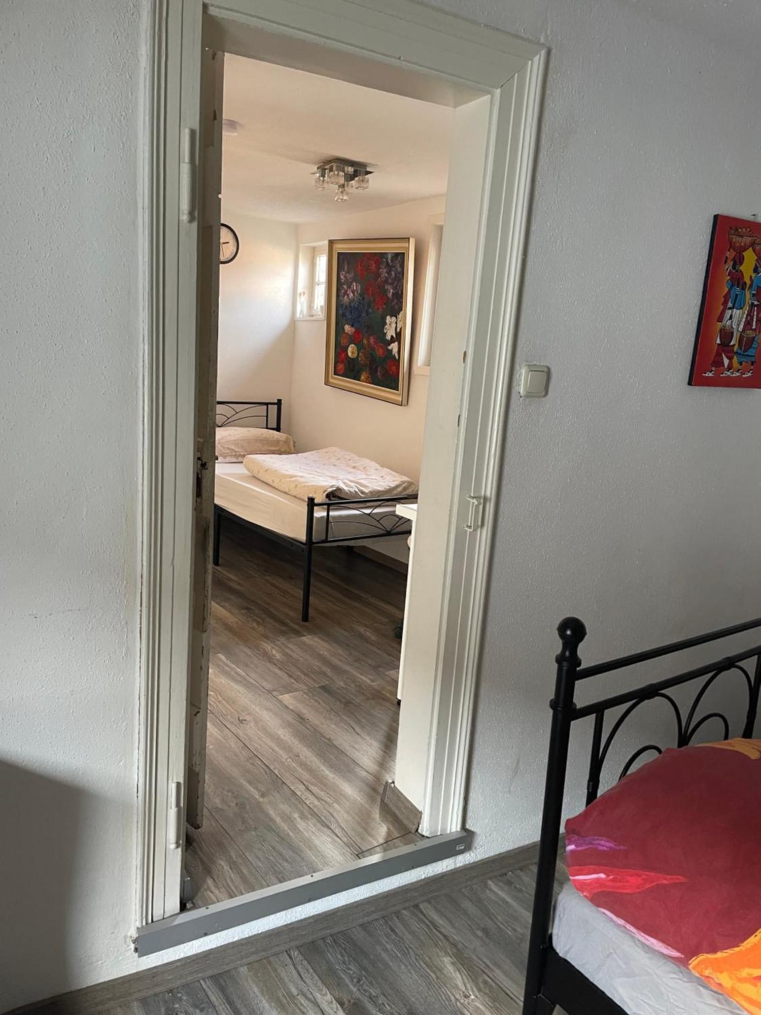 Gaestehaus Linden -Zweibettzimmer Luaran gambar